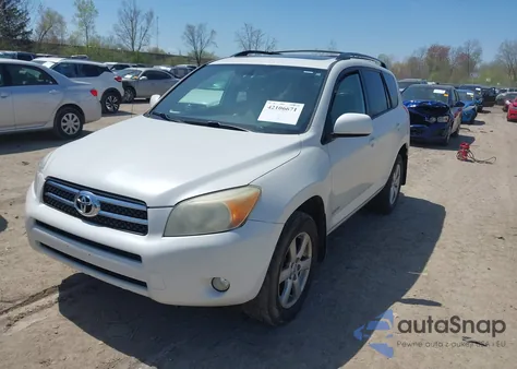 2008 Toyota Rav4 Limited z USA, uszkodzony, nr VIN JTMBD31V585195777